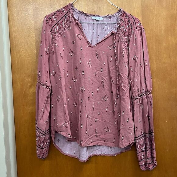 Maurices Mauve Aztec Patterned balloon sleeve Blouse - Picture 2 of 5